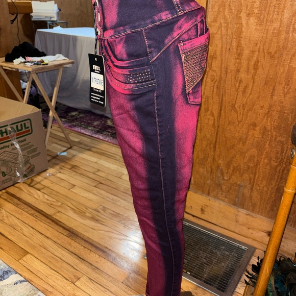 MX Jeans High-Waisted Wine Size 13 - Picture 3 of 7